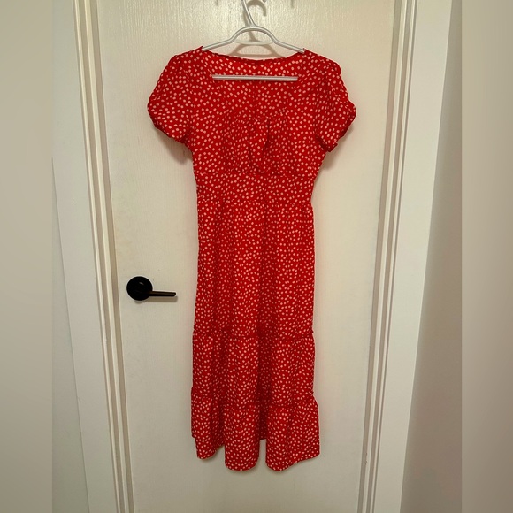 Beautiful light red dress - Picture 2 of 3